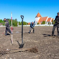 Træplantning ved Sandby Kirke1.jpg