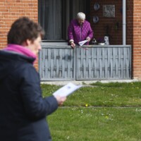 3. Alle synger salmer 2.jpg