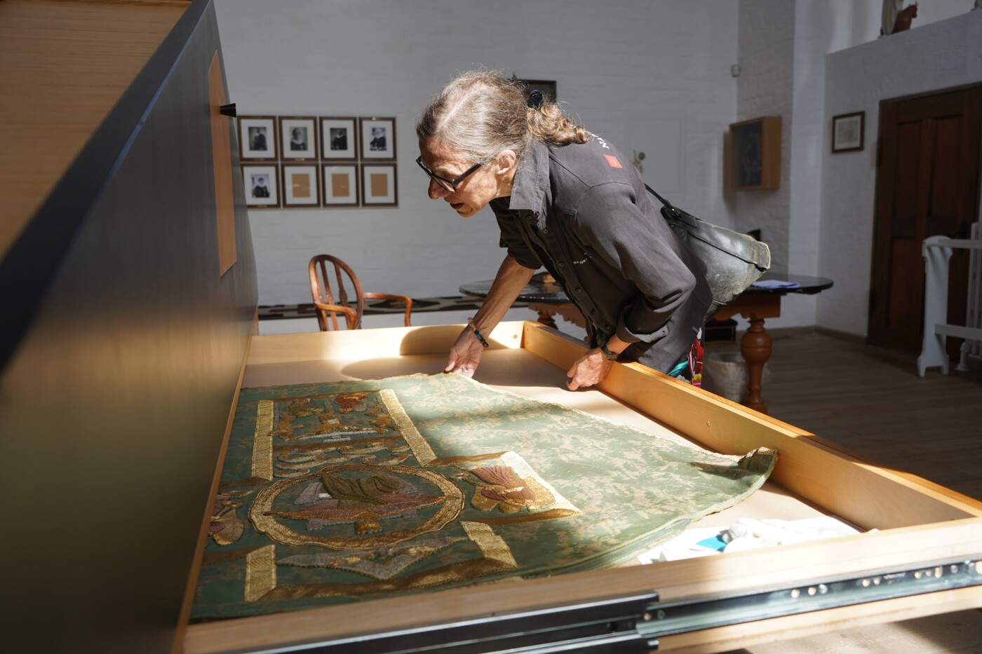 Ulla + messehagel i domkirken - mindre kvalitet.jpg