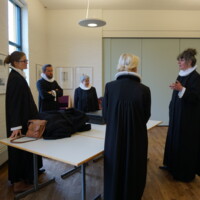 Præster taler sammen III.jpg