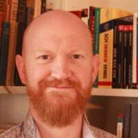 Niels 932x373 midtfor.jpg