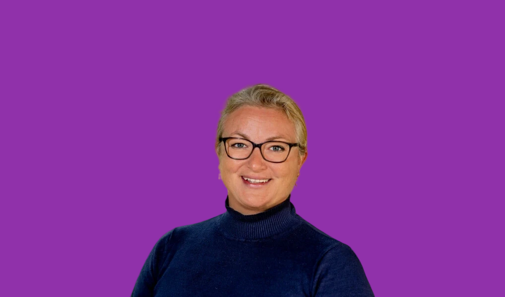 Susanne Oxholm. Foto Ingris Riis-5472x3227-1018x600-artguru (2).png