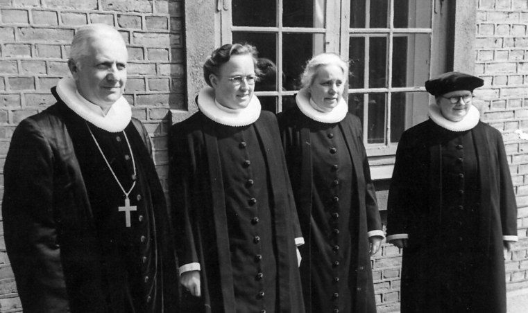 præster ordination.png