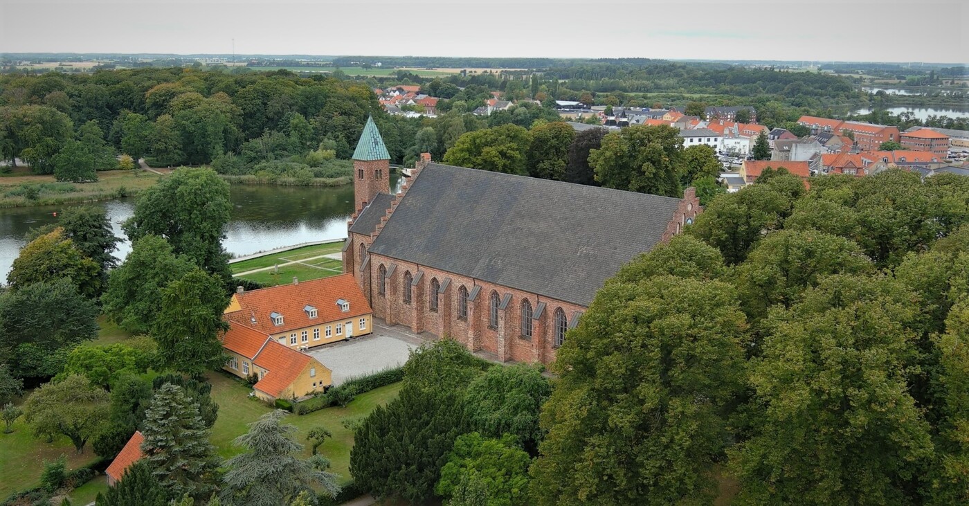 Maribo Domkirke september 2021.jpg