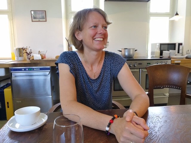 Anne på konvent.jpg