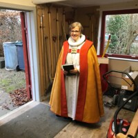 Side 6 - Marianne Gaarden i redskabsskur (foto Michael Schelde).jpg