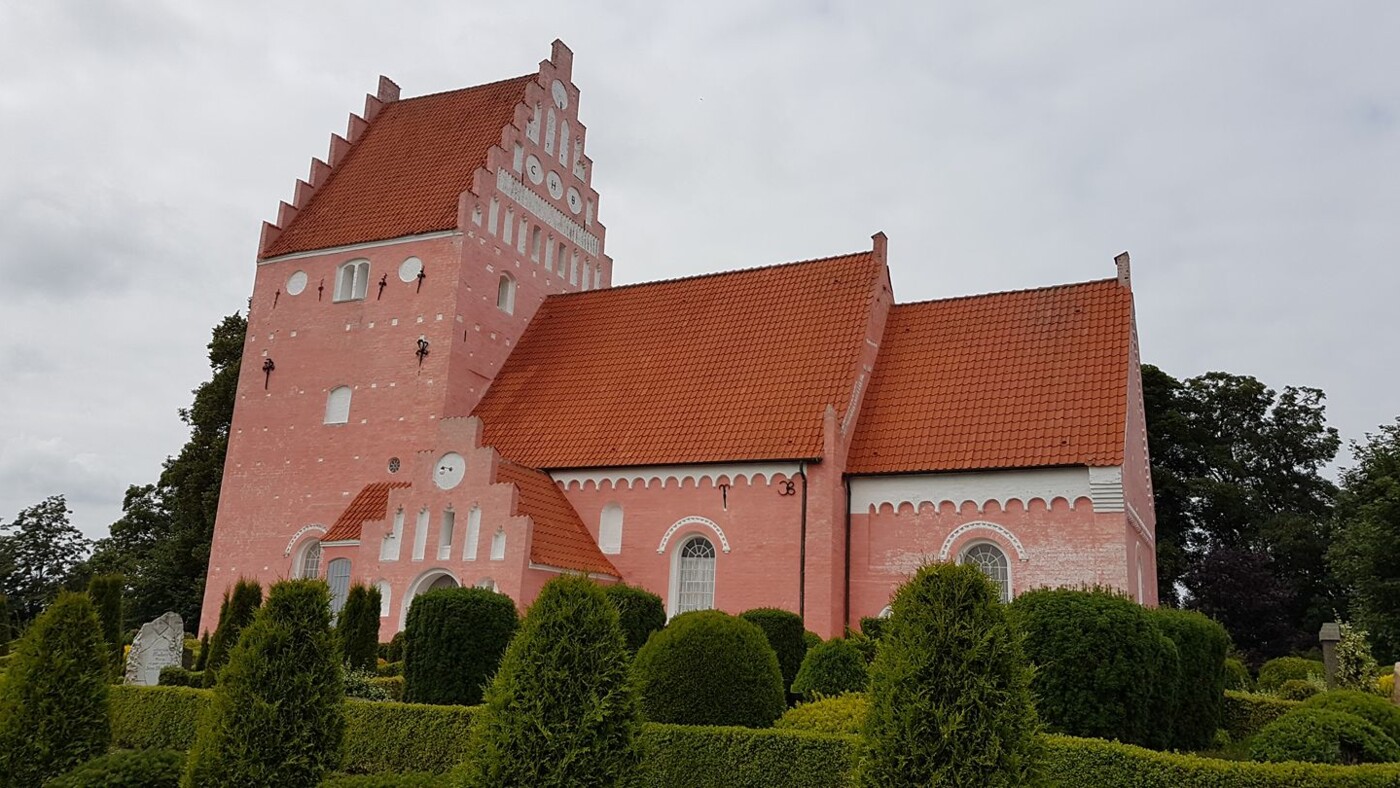 aastrup kirke3.jpg