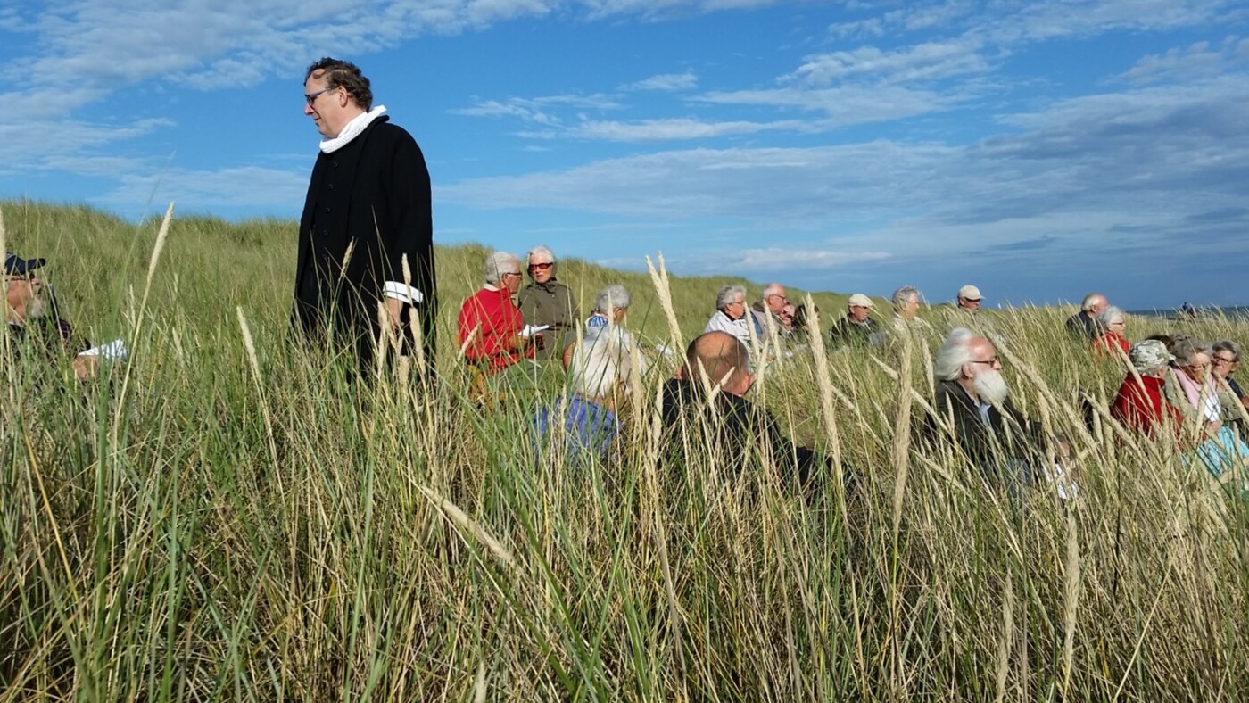 Strandgudstjeneste Gloslunde solnedgang. Foto Folmer og Else Due.jpg