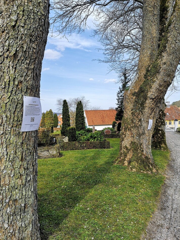 QR kode kirkegård.jpg