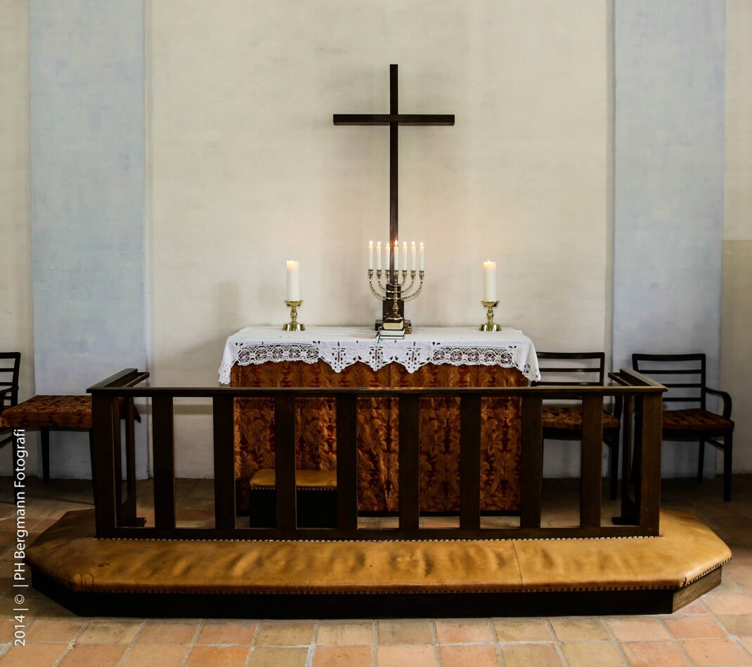 Strandkirken Marielyst.jpg