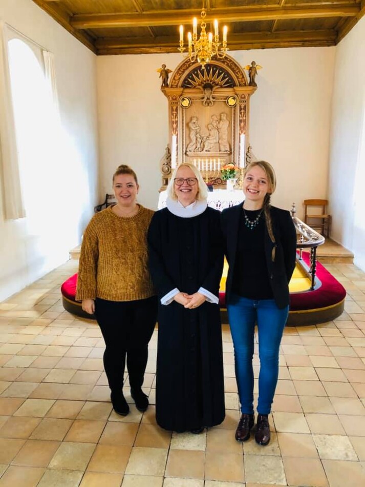 Præstepraktikanter i Nr. Ørslev Kirke.jpg