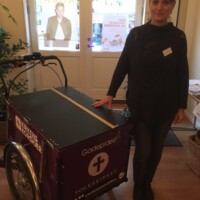 KOrshærspræsten med cykel.jpg