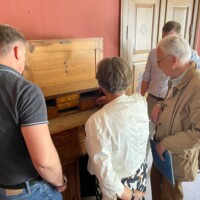 Biskop Monrads skrivepult vender hjem